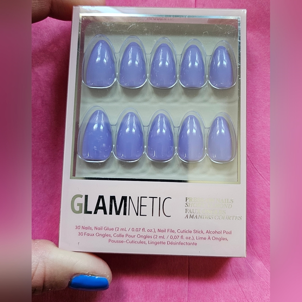 Glamnetic Periwinkle Press-On Nails Short Almond